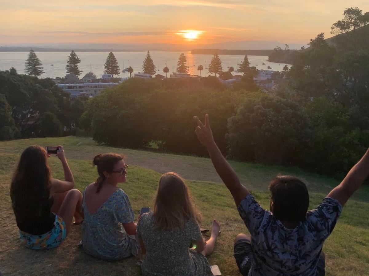 Mount Backpackers Hostel Mount Maunganui Bagian luar foto