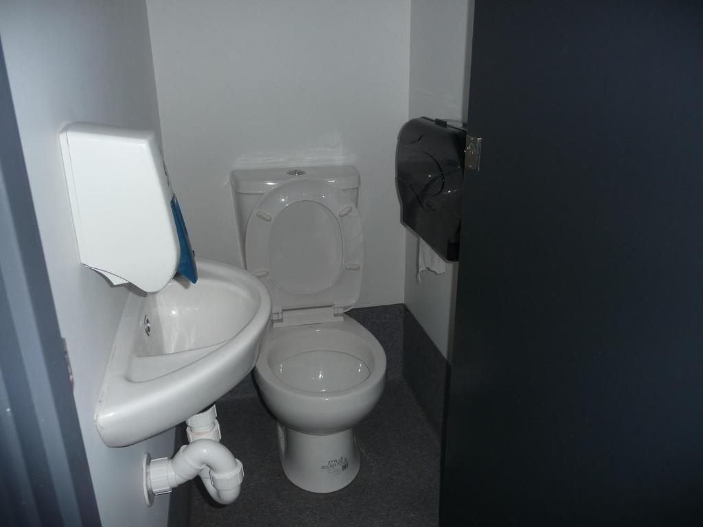 Mount Backpackers Hostel Mount Maunganui Bagian luar foto