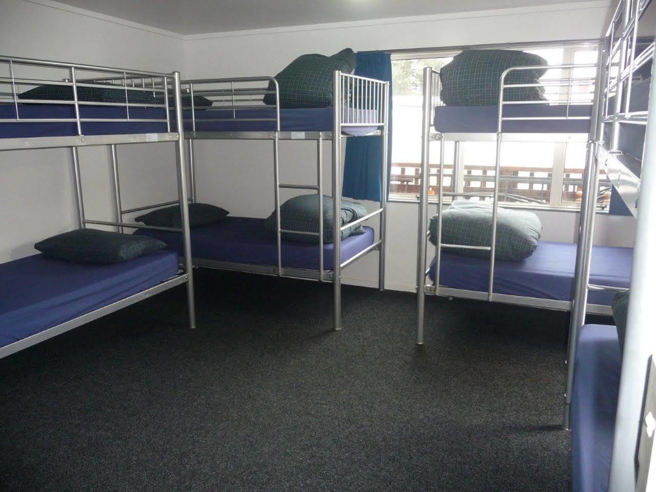Mount Backpackers Hostel Mount Maunganui Bagian luar foto