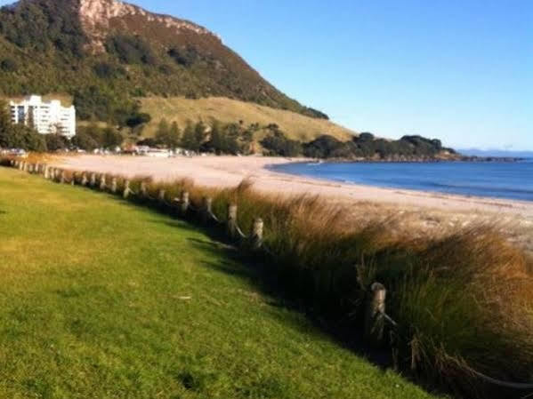 Mount Backpackers Hostel Mount Maunganui Bagian luar foto